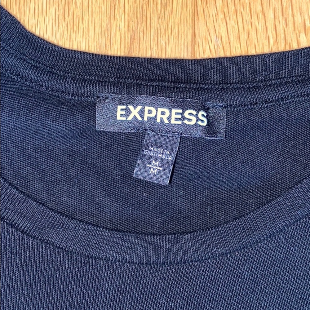 EXPRESS top - Picture 3 of 3